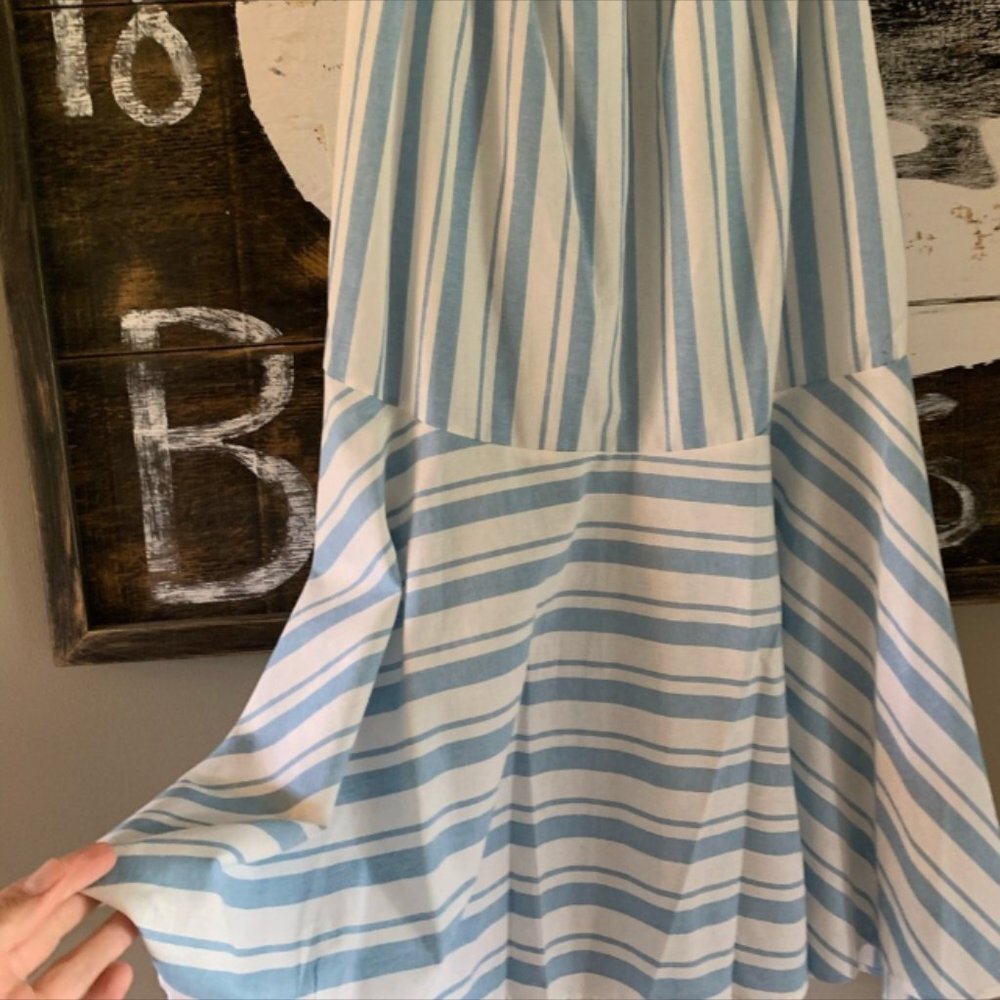 Women's Stripe Cotton Off The Shoulder Dress - Picture 10 of 10